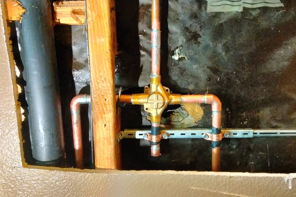 Shower valve and copper lines set in the wall cavity