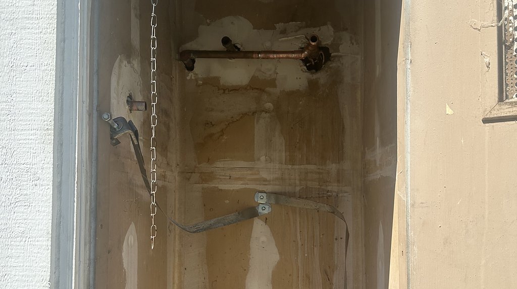 Water heater closet prepared with new supply connections